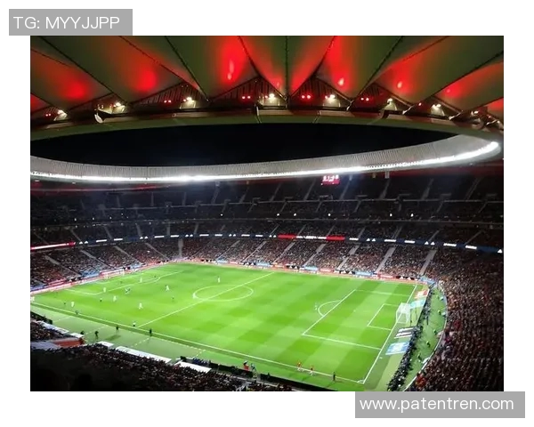 奥斯足球俱乐部：追逐梦想的绿茵场上演绎激情与荣耀的传奇故事