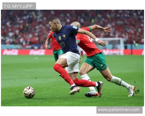 法国足球比赛精彩回顾与分析球员表现与战术策略的深度探讨 法国足球比赛精彩回顾与分析球员表现与战术策略的深度探讨